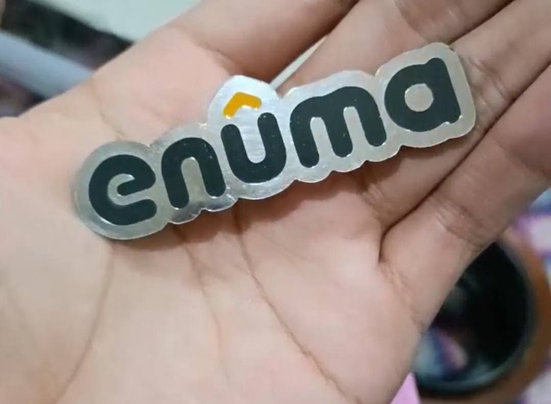 Vendor Pembuatan Pin Stainless Custom Murah Skala Besar Bandung